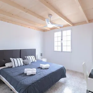 renovated-downtown-house.in-canary-islands.com/